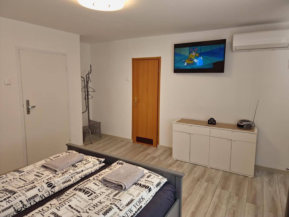 Apartament Koala Katowice Bagian luar foto